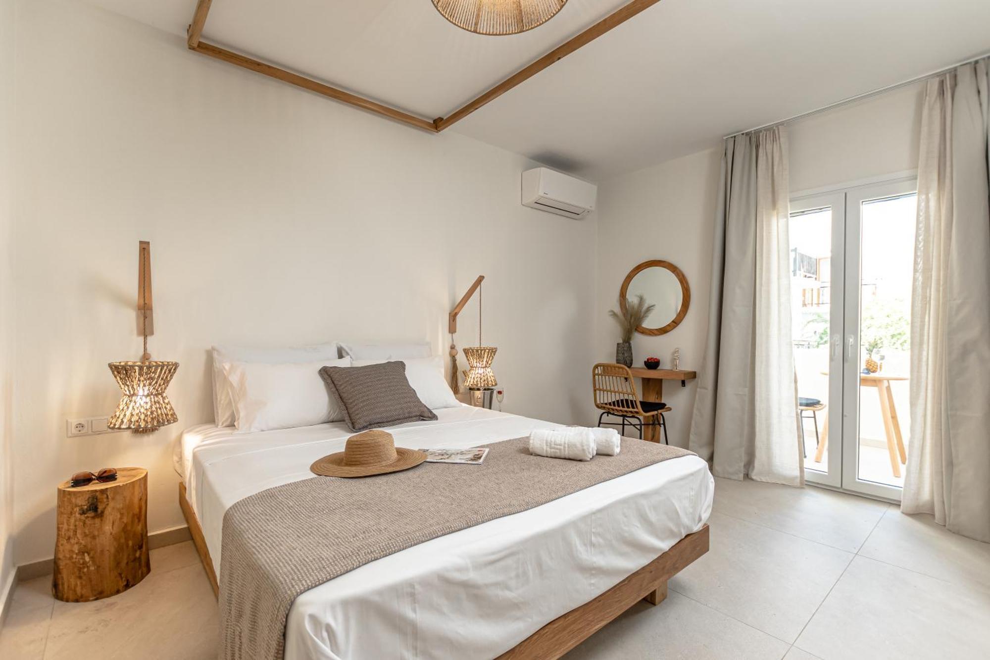 Naxos City Heavenly Suites & Studios المظهر الخارجي الصورة